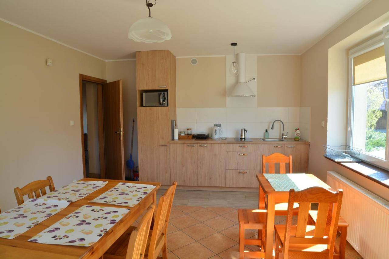 Jantar Pokoje I Domki U Reni Exterior foto